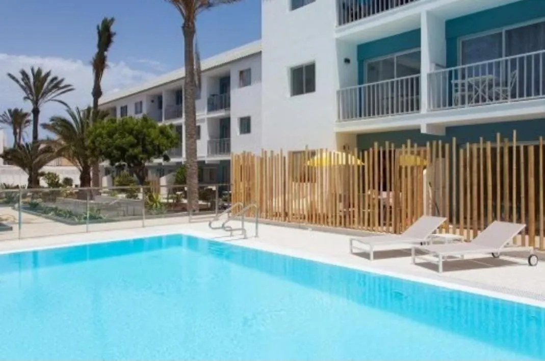 Bristol Sunset Corralejo Beach Piscina Apartment